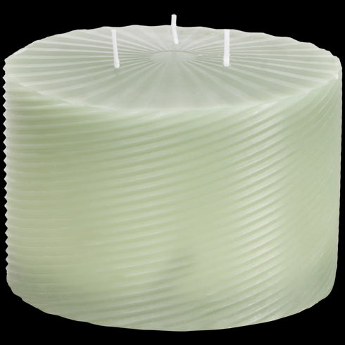 Lumânare Groasă cu Nervuri și 3 Fitiluri - Oferta Specială!
