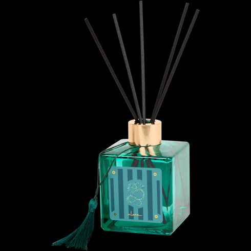 Lumânări Parfumate de Lux - Experiență Olfactivă Unică în Romania