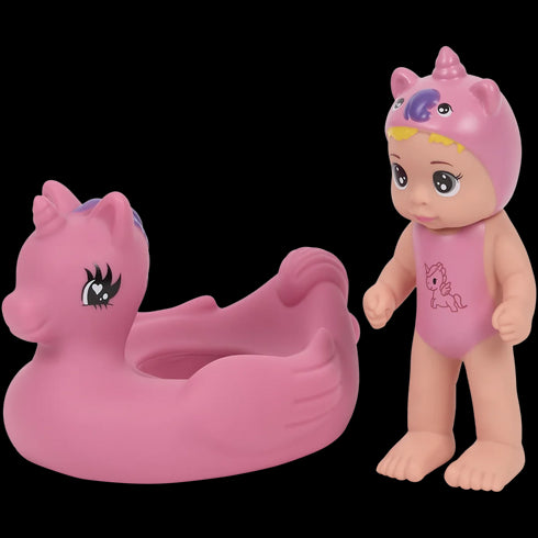 Păpușă cu piscină