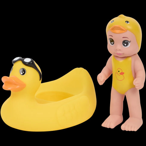 Păpușă cu piscină