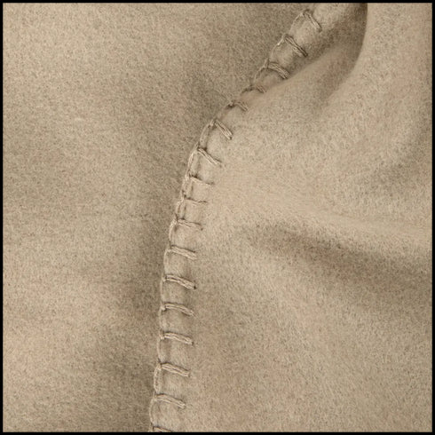 Pătură Pufoasă din Fleece Studio Home - Confort și Stil în Limba Română